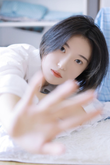 《我唾弃你的坟墓》